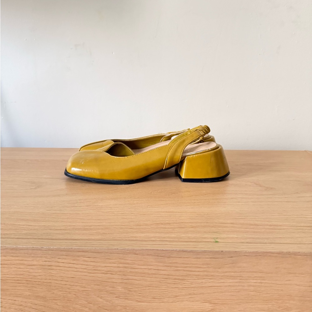 Mustard Yellow Slingback Block Heel Women's Shoe size 8
